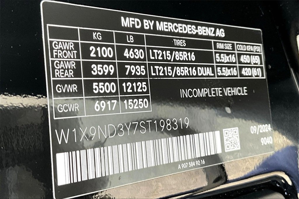 New 2025 Mercedes-Benz Sprinter 4500 image 11