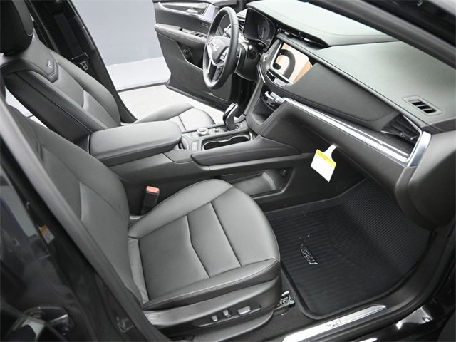 New 2026 Cadillac XT5 Sportv w/ LPO, Onyx Lite Package image 17