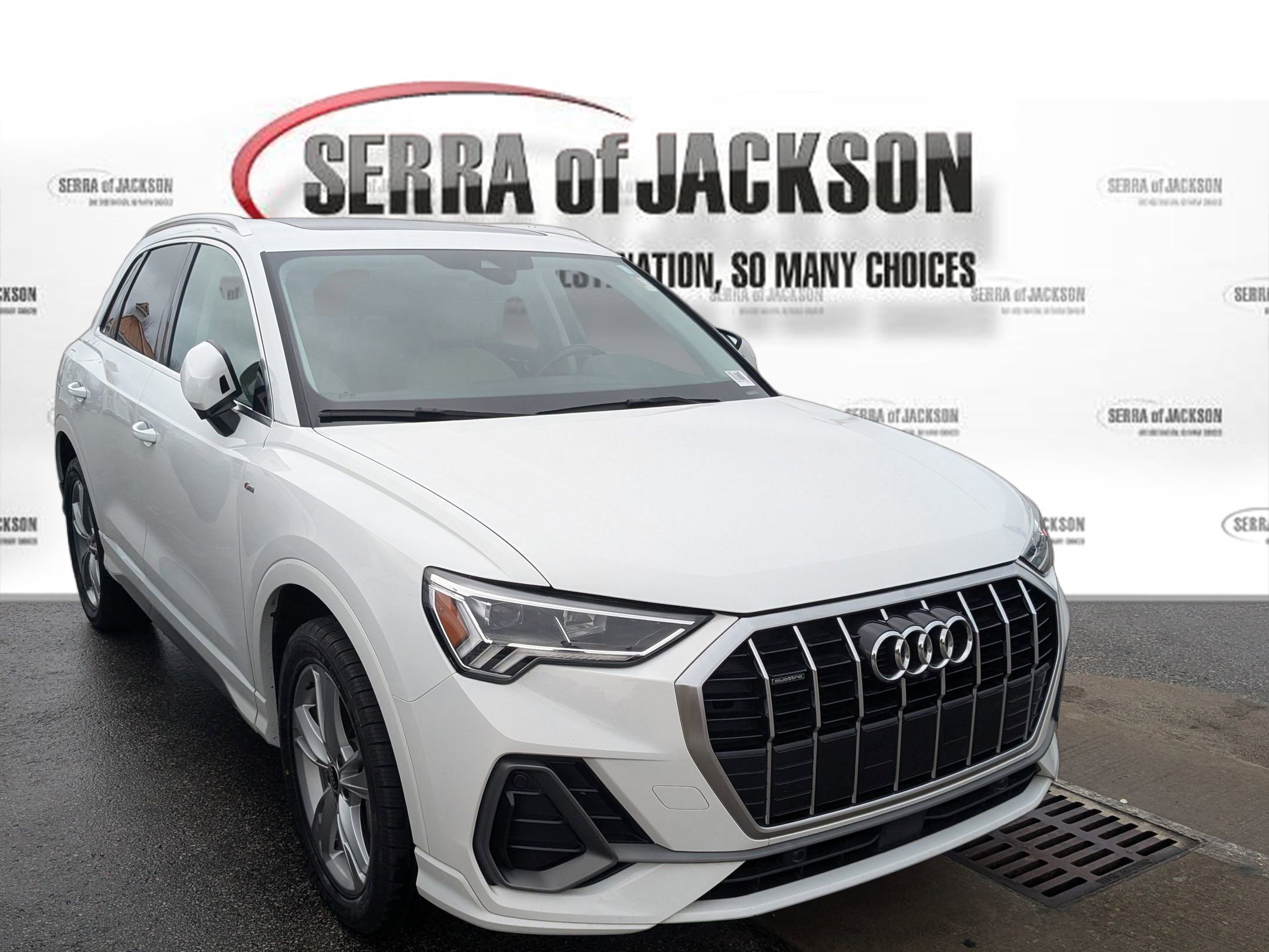 Used 2022 Audi Q3 2.0T Premium Plus w/ Premium Plus Package image 8