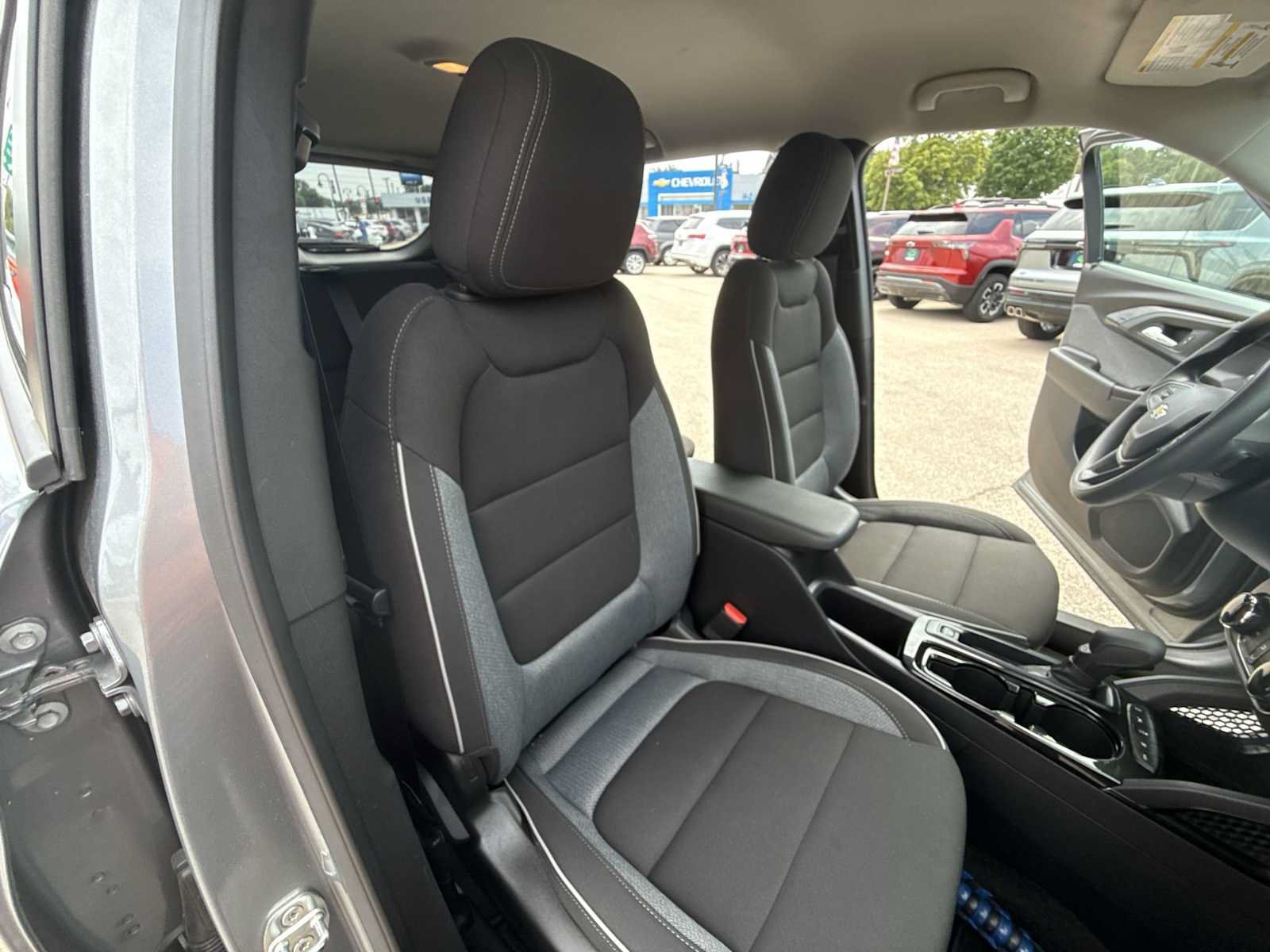 Certified 2023 Chevrolet TrailBlazer LT AWD/4WD image 25