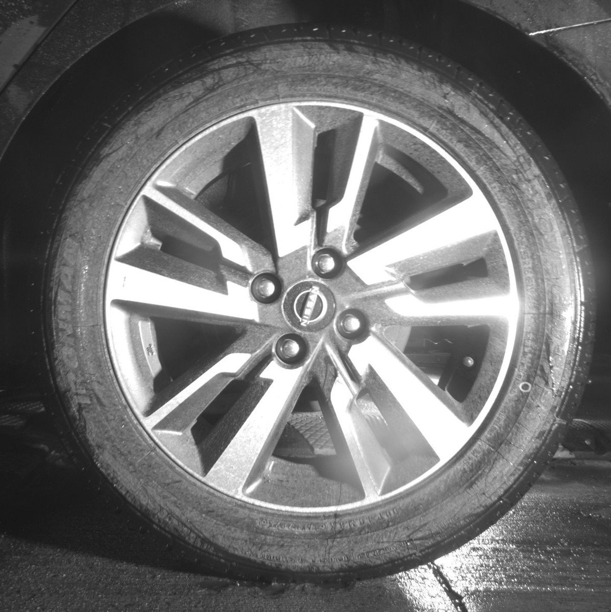 Used 2025 Nissan Versa SV image 14