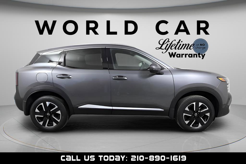 Used 2025 Nissan Kicks SR image 9