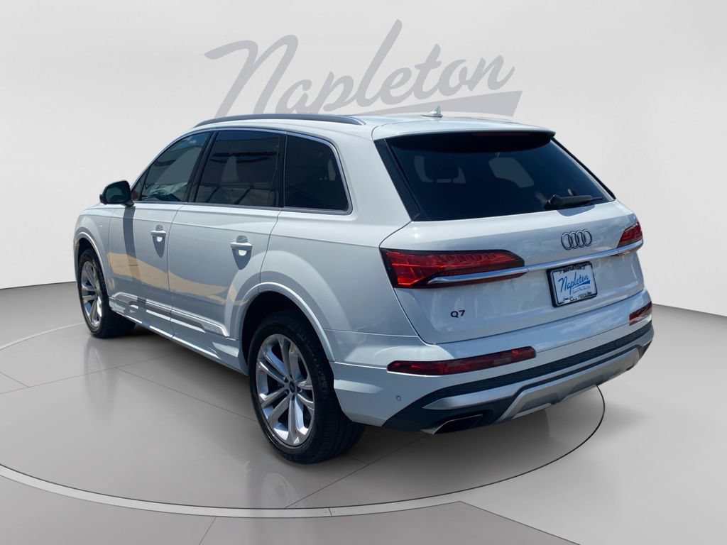 Used 2025 Audi Q7 3.0T Premium Plus AWD/4WD image 6