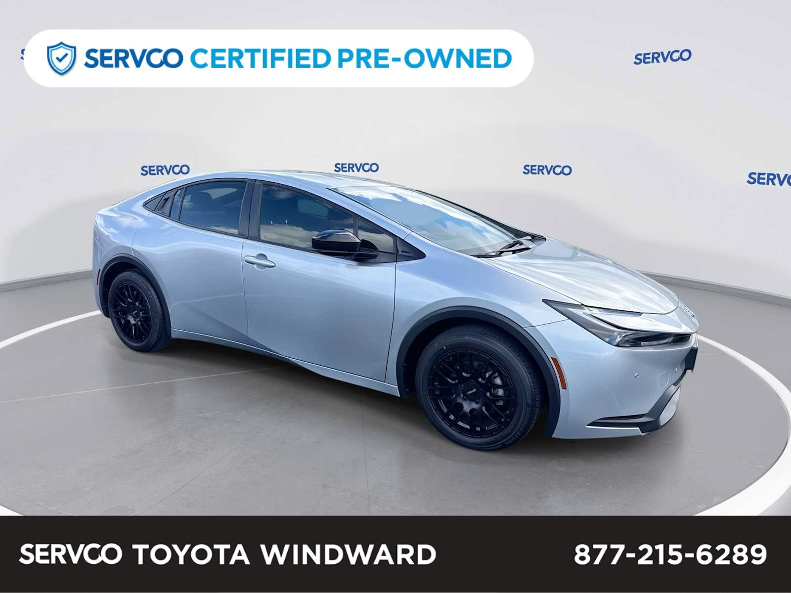 Used 2024 Toyota Prius LE FWD image 1