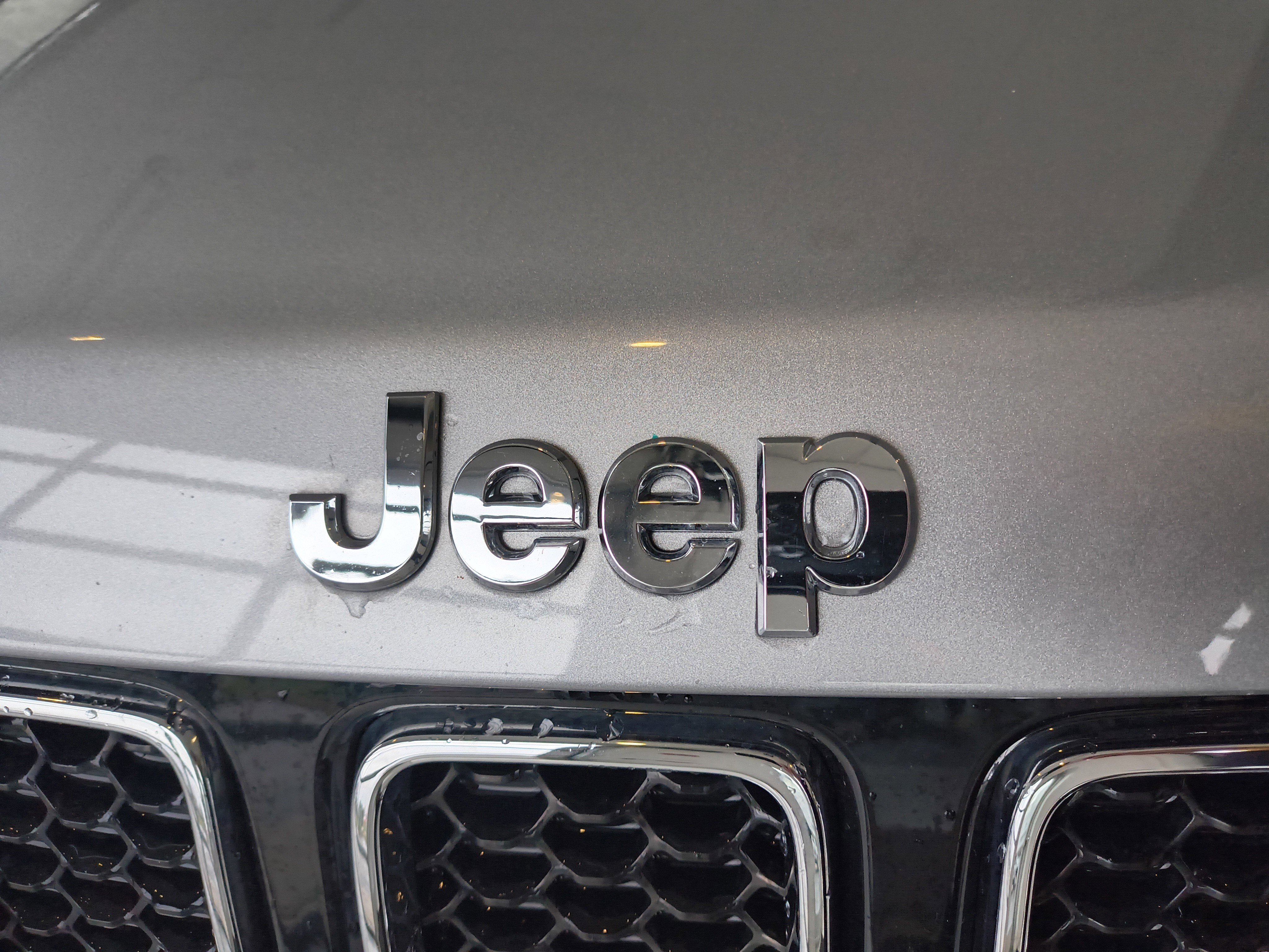 Used 2019 Jeep Compass Limited image 30