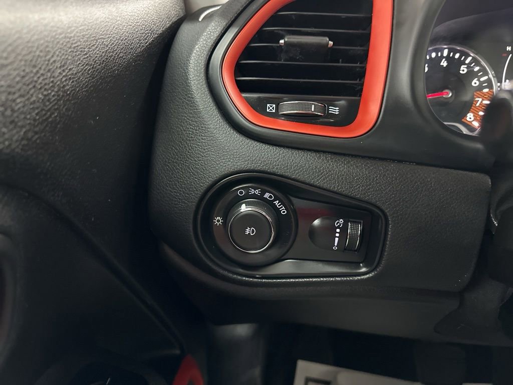 Used 2020 Jeep Renegade Sport image 37