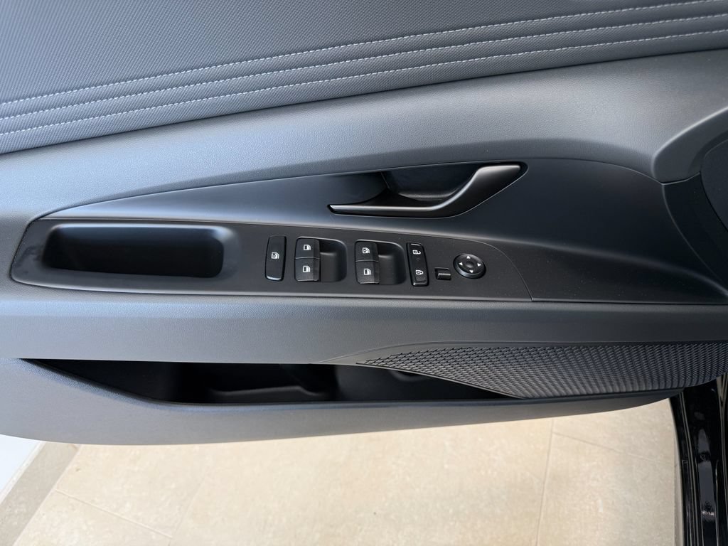 Used 2026 Hyundai Elantra SEL Sport Premium FWD image 11