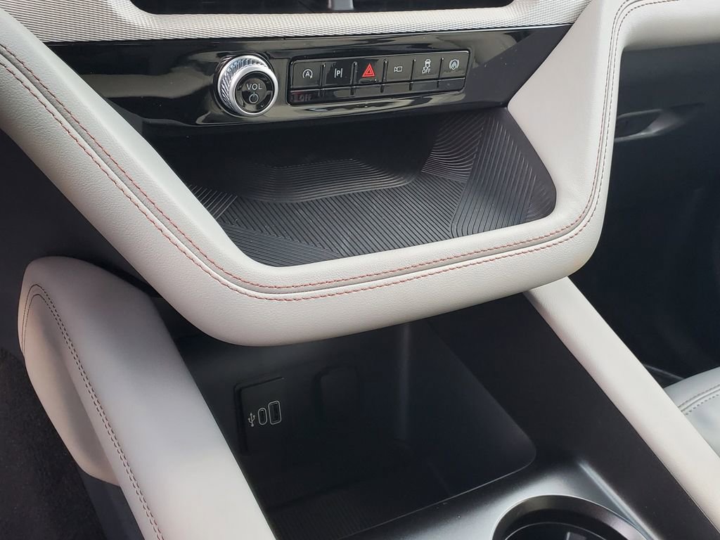 New 2026 Ford Explorer Active w/ Active Comfort Package image 21