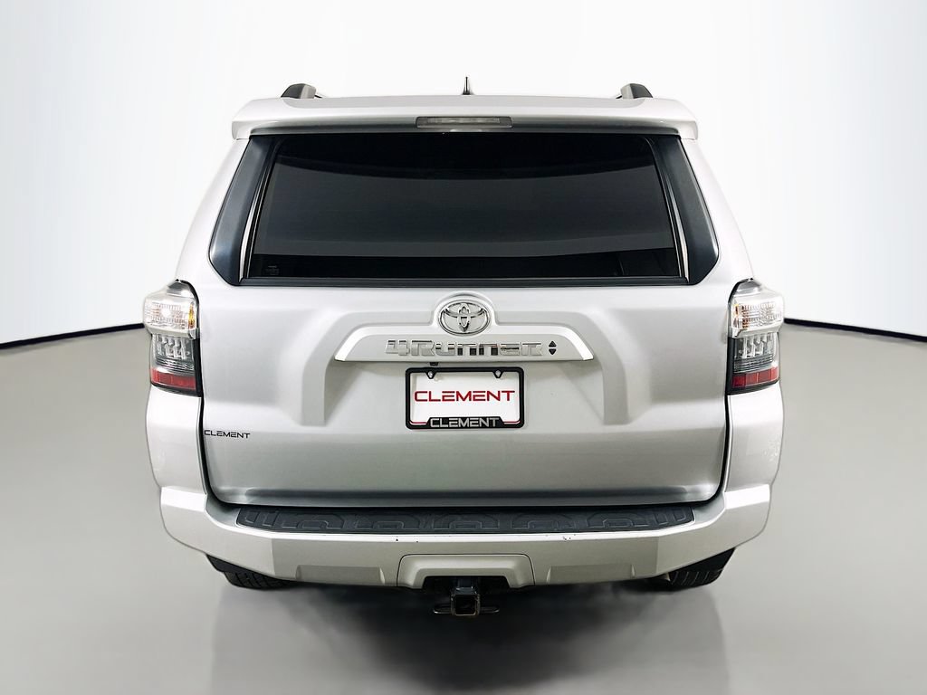 Used 2024 Toyota 4Runner SR5 Premium w/ Moonroof Package AWD/4WD image 8