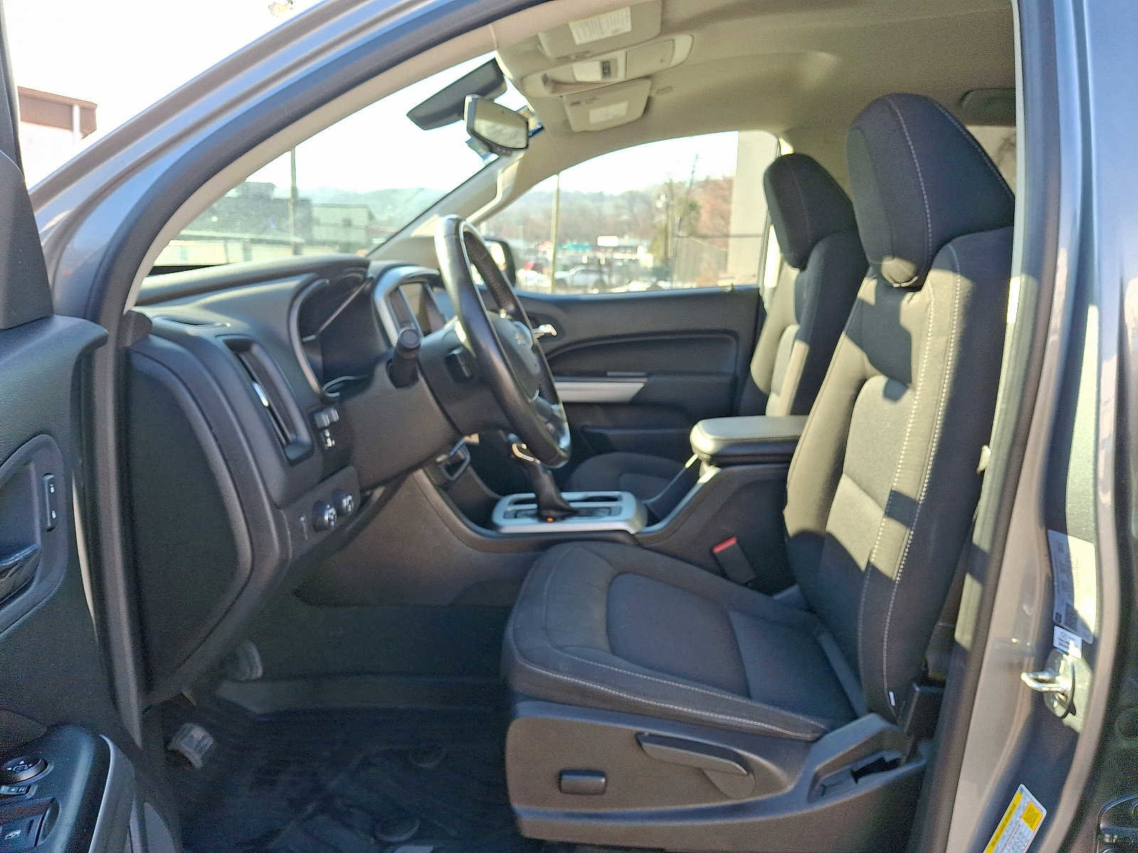 Certified 2022 Chevrolet Colorado LT w/ LT Convenience Package image 13