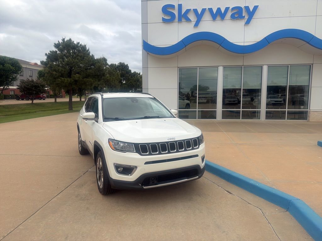 Used 2021 Jeep Compass Limited AWD/4WD image 2