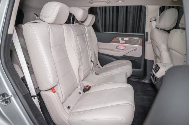 New 2026 Mercedes-Benz GLS 450 4MATIC image 15