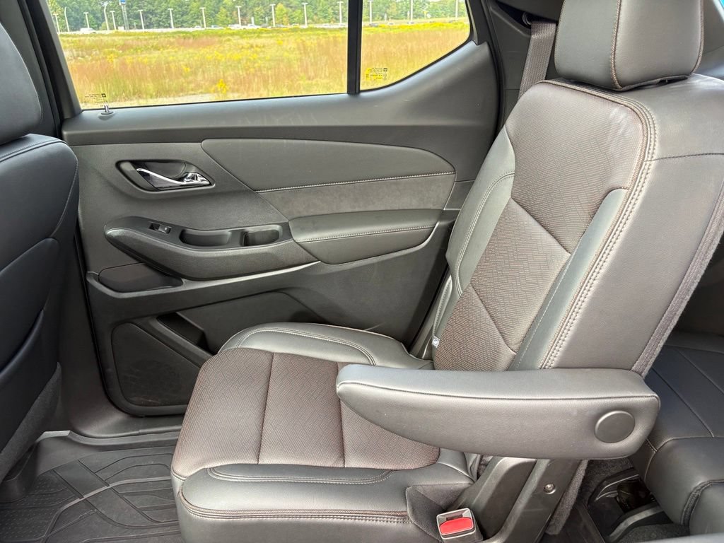Used 2023 Chevrolet Traverse High Country AWD/4WD image 55