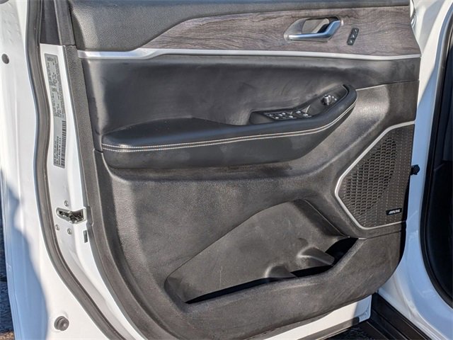 Used 2022 Jeep Grand Cherokee Limited 4xe image 24