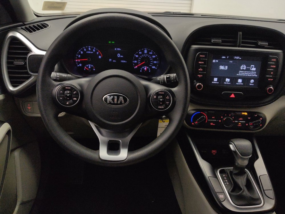 Used 2020 Kia Soul LX image 22