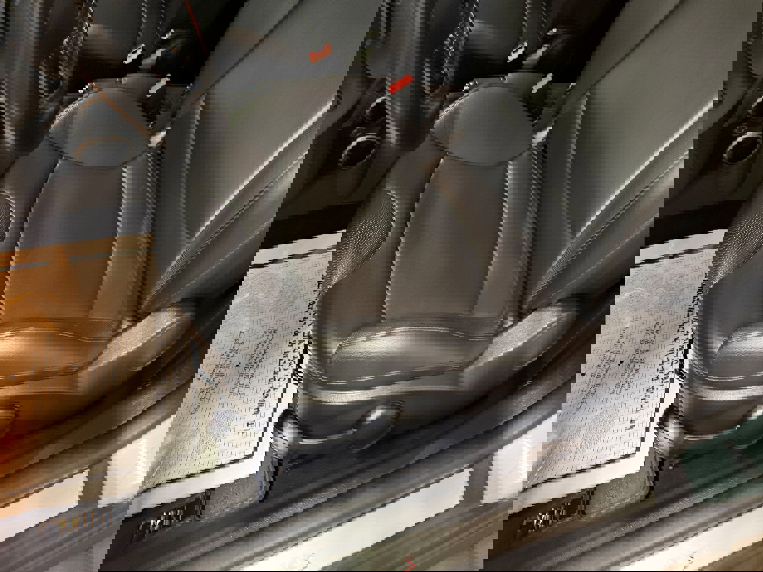 Used 2011 MINI Cooper S image 31