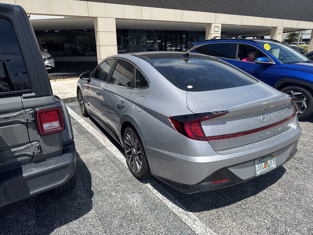 Used 2023 Hyundai Sonata Limited FWD image 9