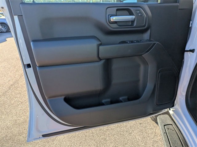 New 2026 Chevrolet Silverado 2500 Custom w/ Custom Value Package image 9