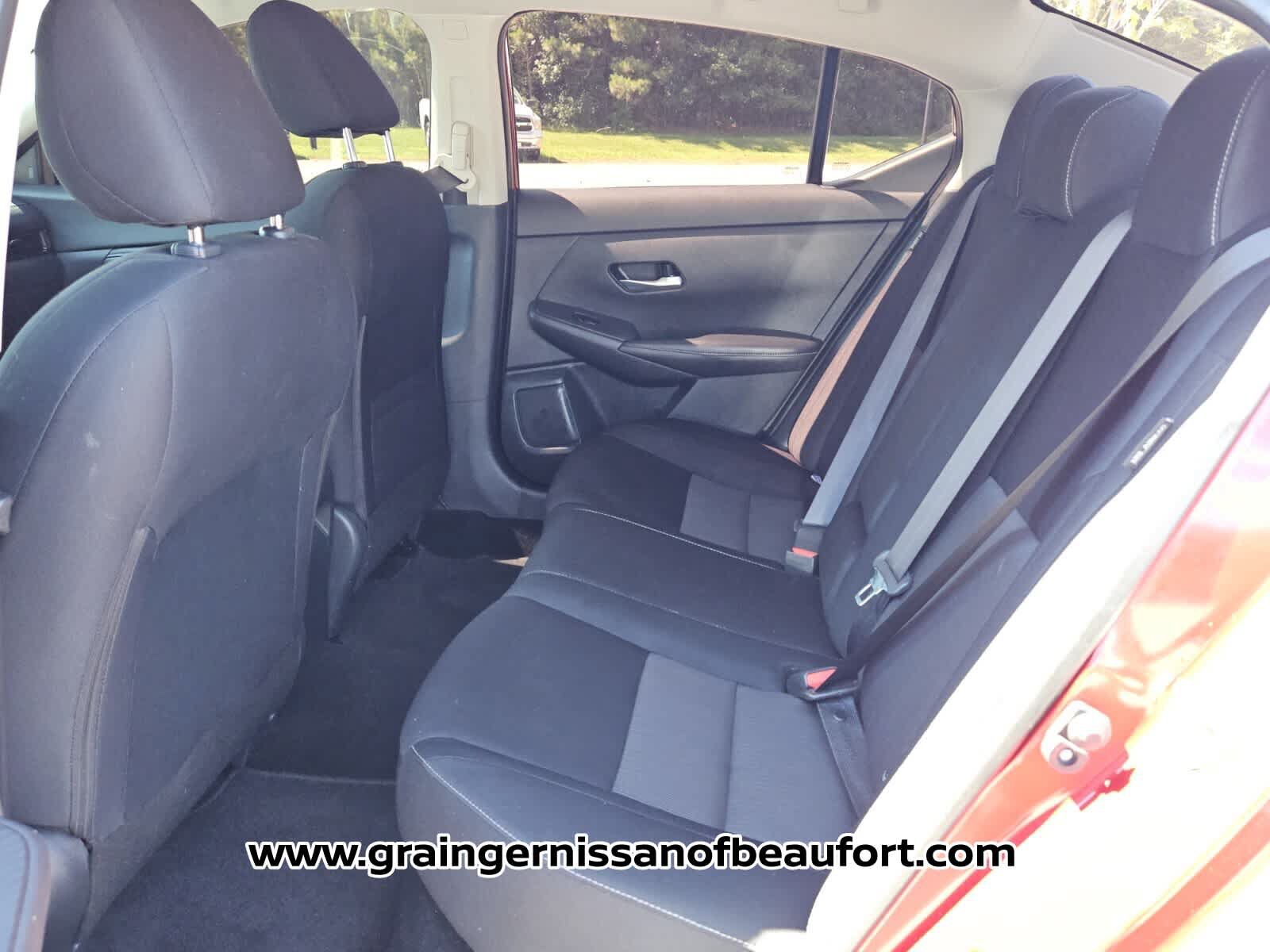 Used 2021 Nissan Sentra SV FWD image 4