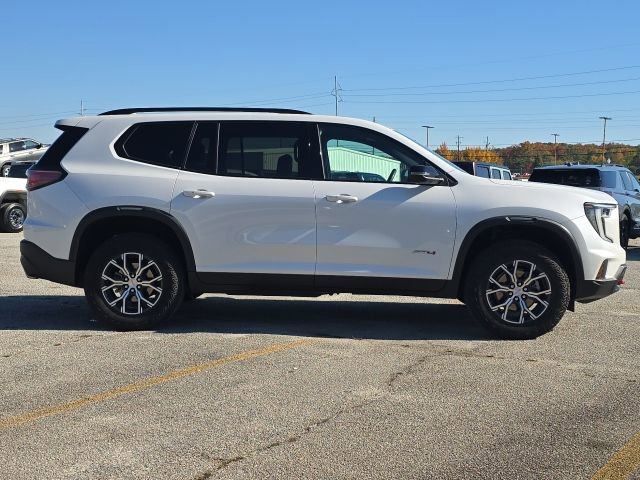 Used 2024 GMC Acadia AT4 AWD/4WD image 6