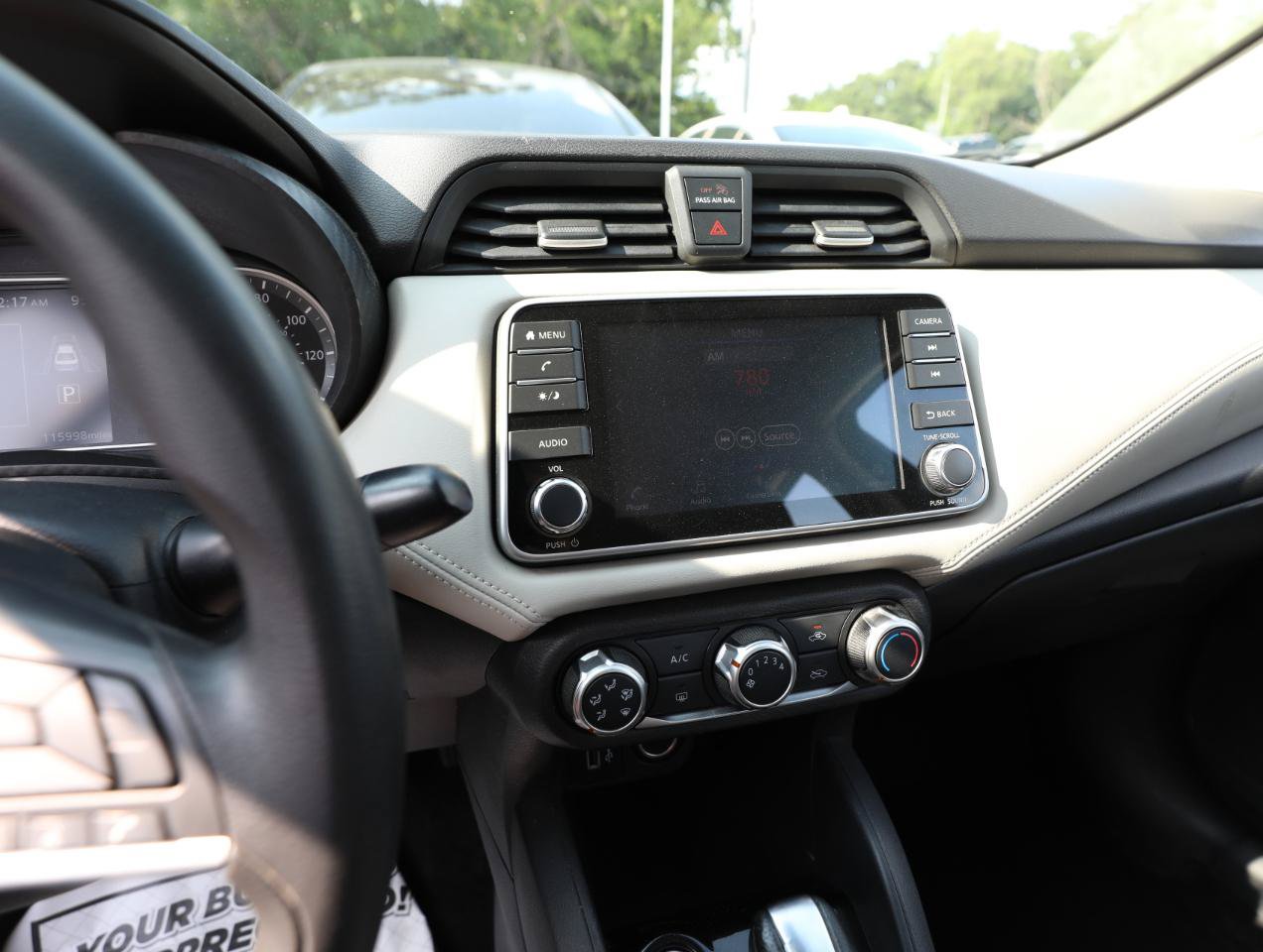 Used 2020 Nissan Versa SV FWD image 16