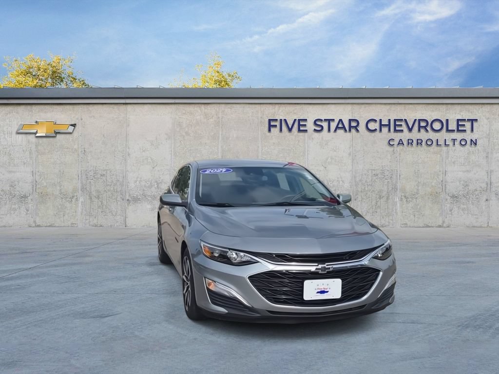 Used 2024 Chevrolet Malibu RS FWD image 3