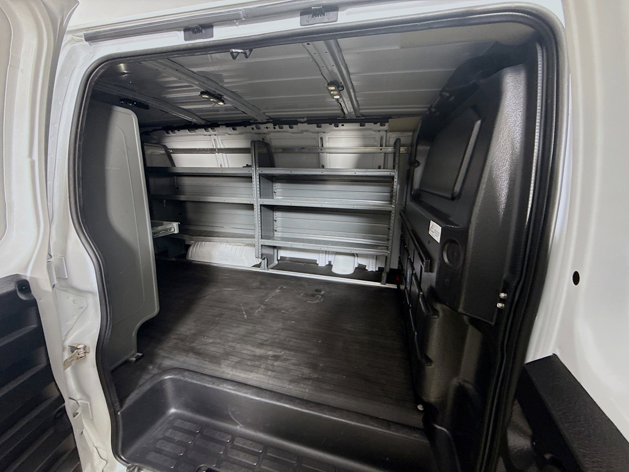 Used 2023 GMC Savana 2500 Work Van w/ Driver Convenience Package image 24