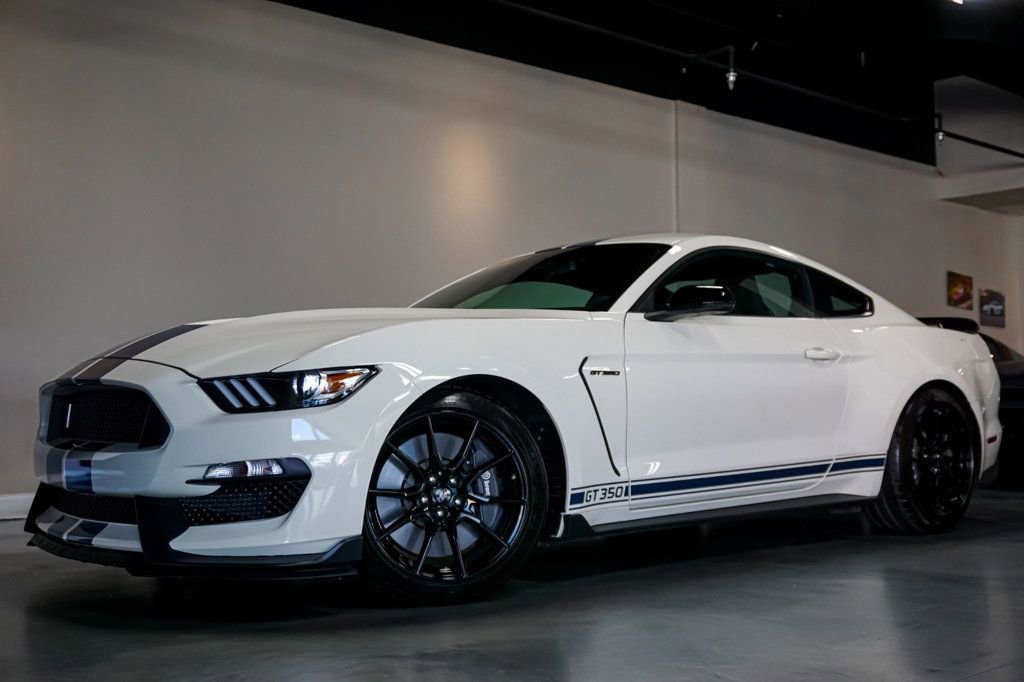 Used 2020 Ford Mustang Shelby GT350 w/ Technology Package image 1