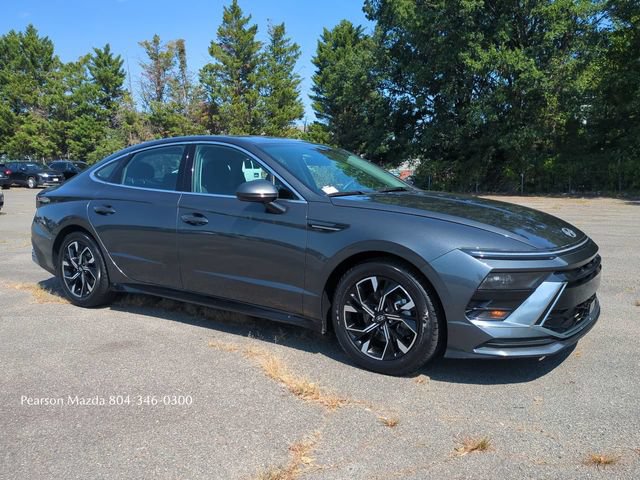 Used 2024 Hyundai Sonata SEL FWD image 2