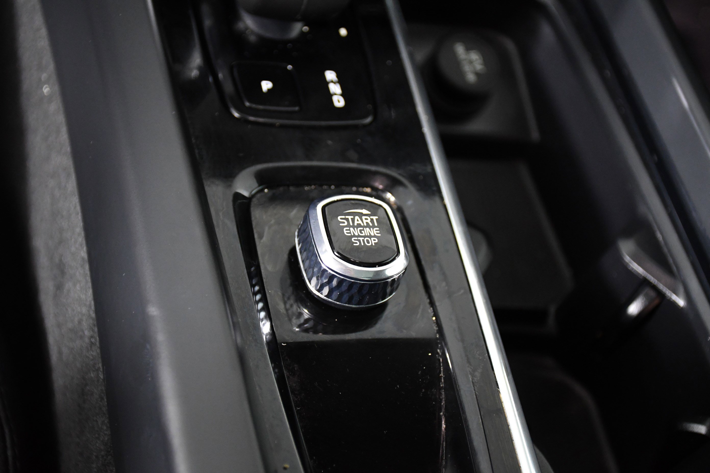 Used 2024 Volvo XC60 B5 Plus image 19