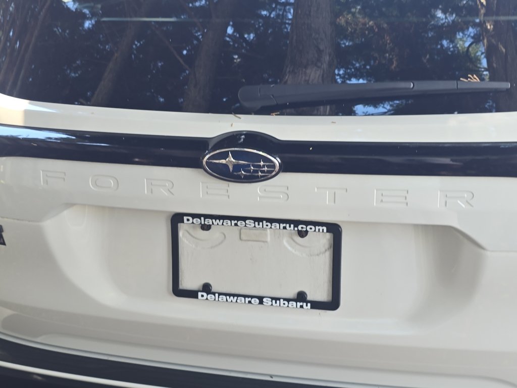 Used 2025 Subaru Forester Premium AWD/4WD image 11