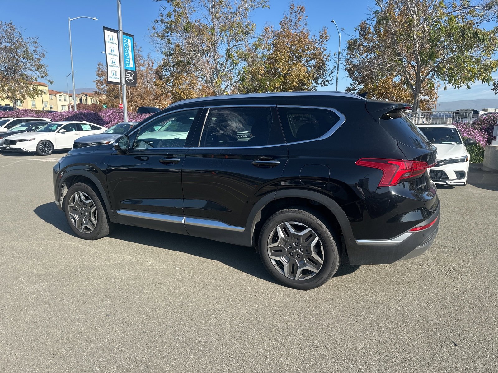 Used 2023 Hyundai Santa Fe Limited image 4