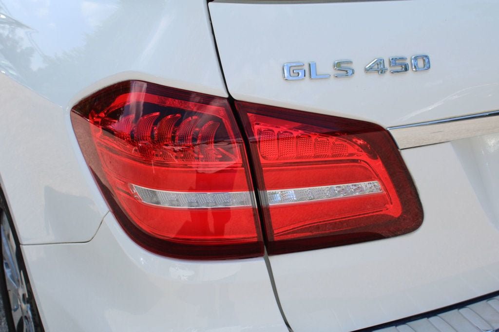 Used 2019 Mercedes-Benz GLS 450 4MATIC image 12
