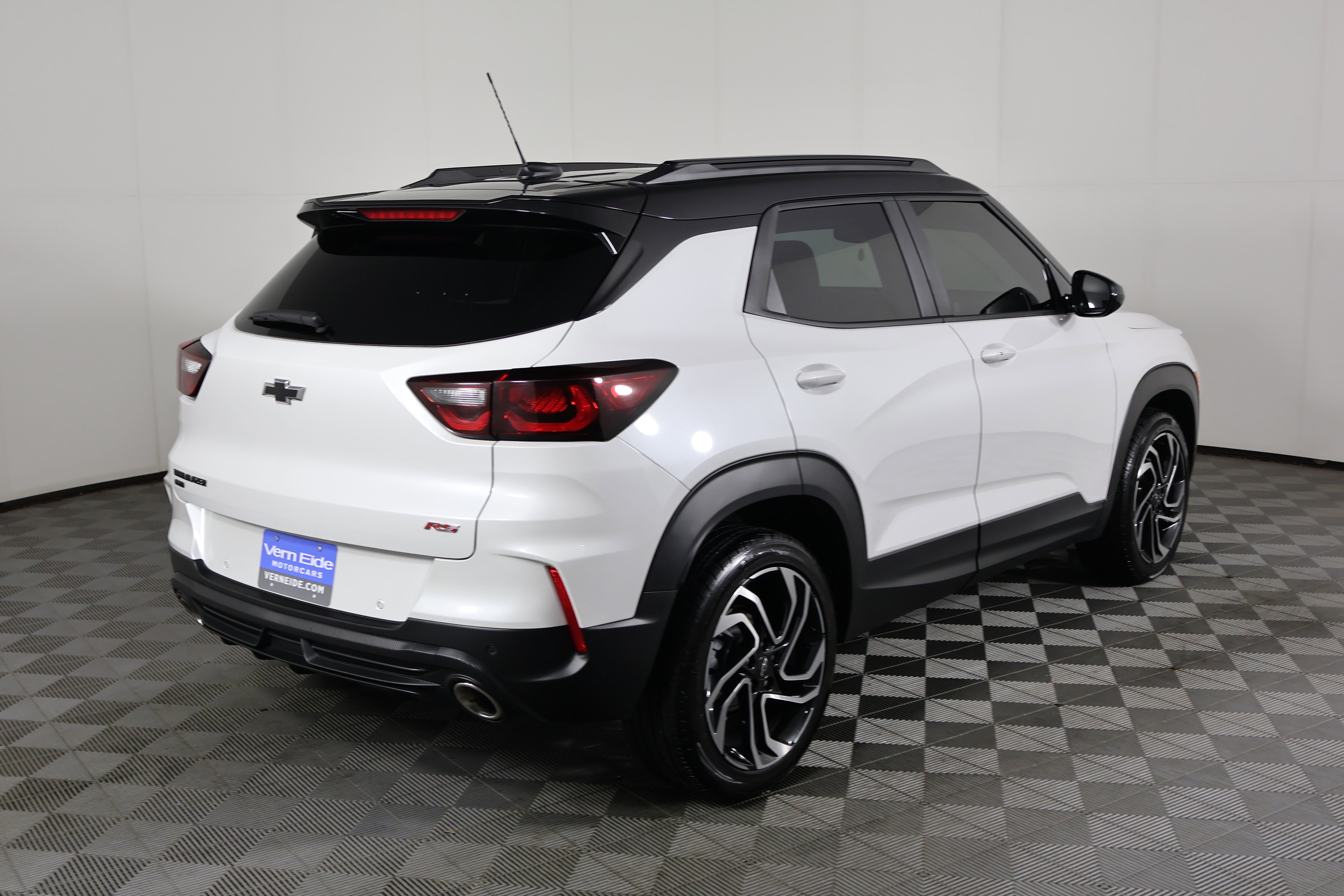 Used 2025 Chevrolet TrailBlazer RS w/ Convenience Package image 6