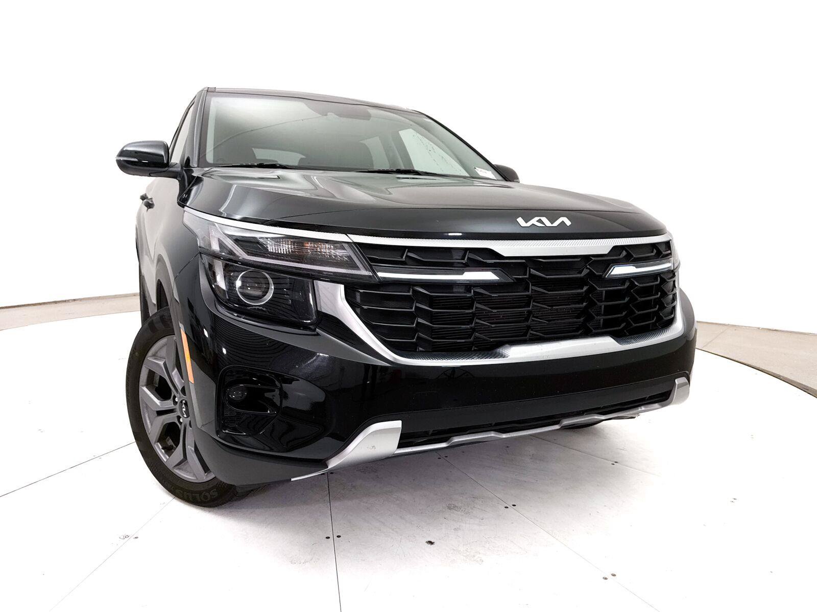 Used 2024 Kia Seltos S FWD image 7