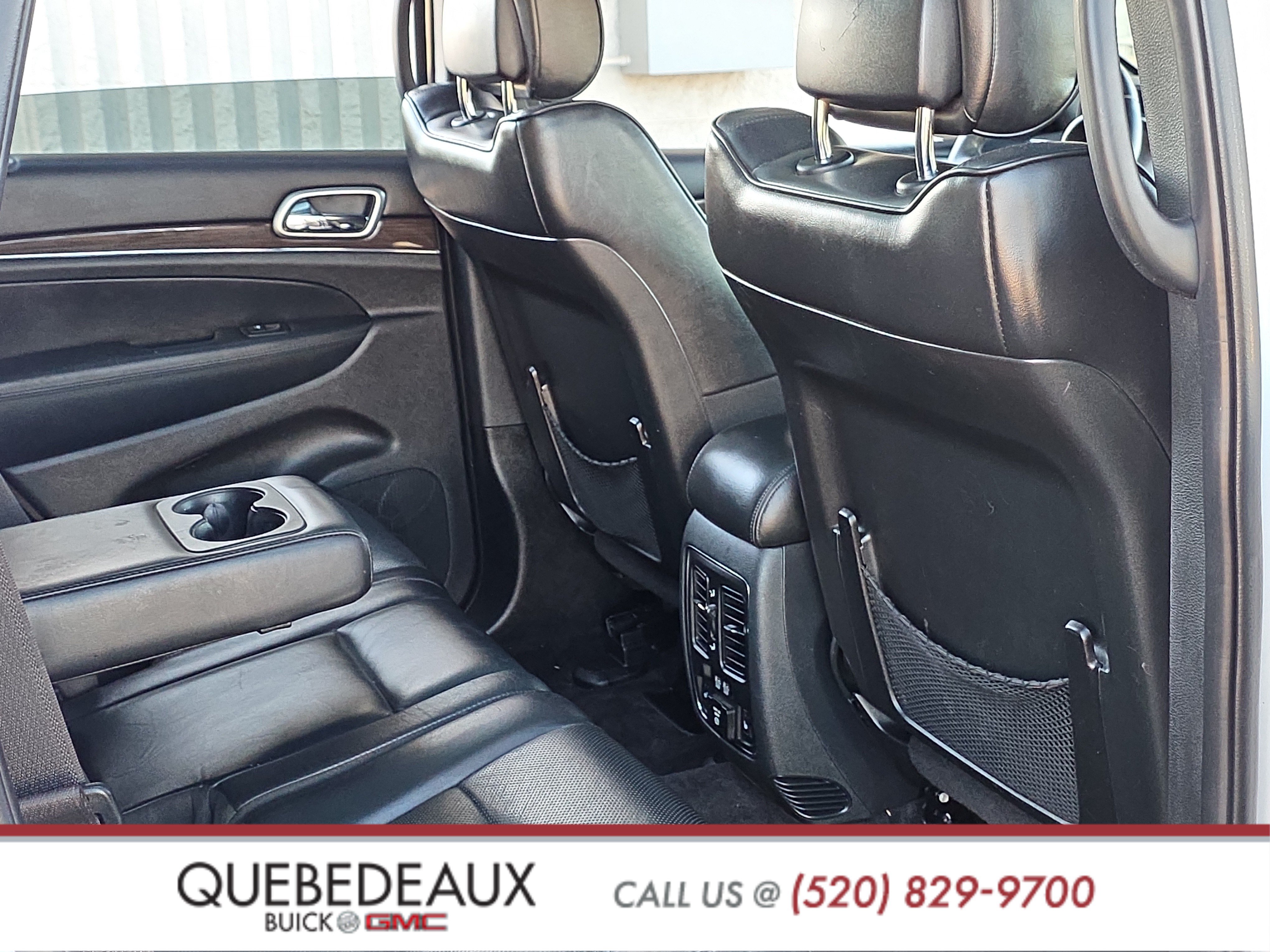 Used 2018 Jeep Grand Cherokee Overland AWD/4WD image 25
