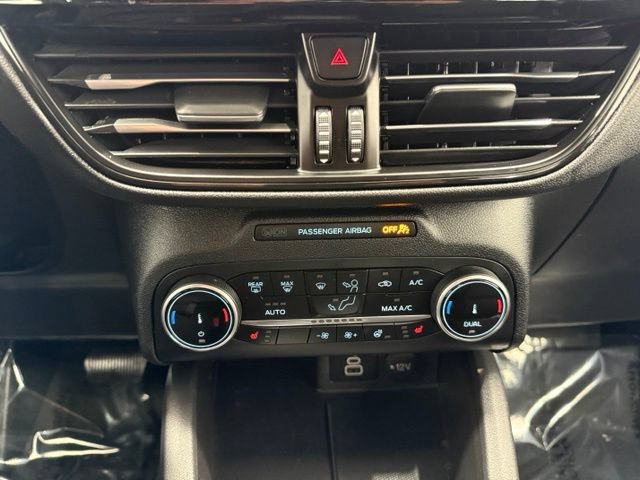 Used 2025 Ford Escape ST-Line Select AWD/4WD image 41