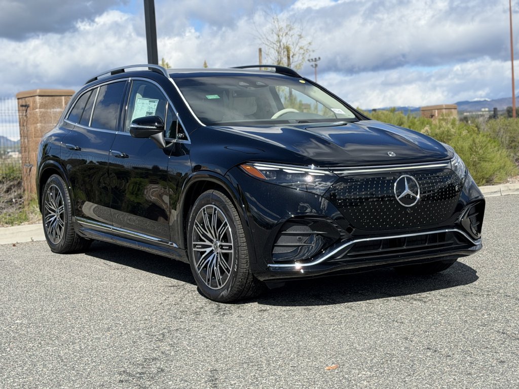 New 2026 Mercedes-Benz EQS 400 4MATIC SUV image 6