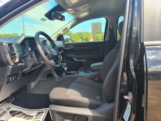 Used 2025 Ford Ranger XLT w/ Equipment Group 301A High image 3