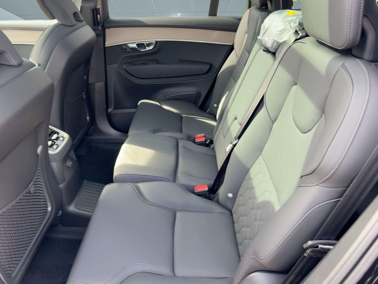 New 2026 Volvo XC90 T8 Plus w/ Protection Package image 14