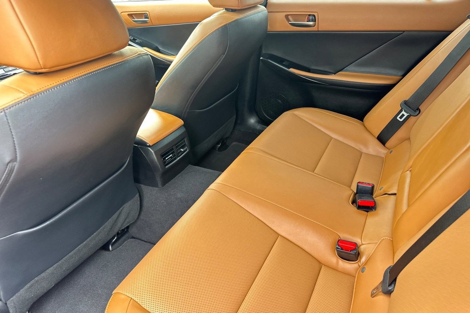 Used 2021 Lexus IS 300 w/ Comfort Package image 26