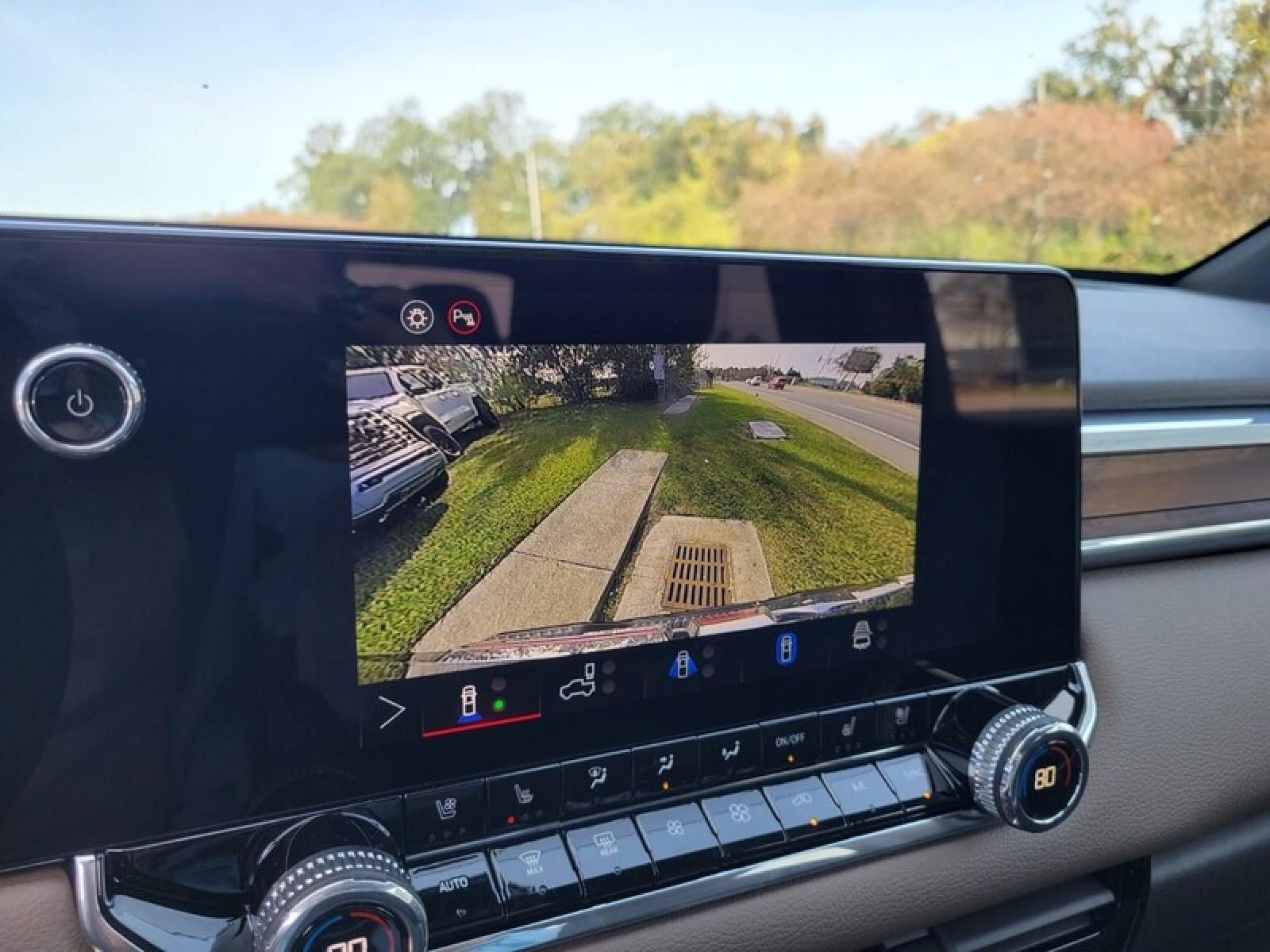 New 2026 GMC Canyon Denali AWD/4WD image 18