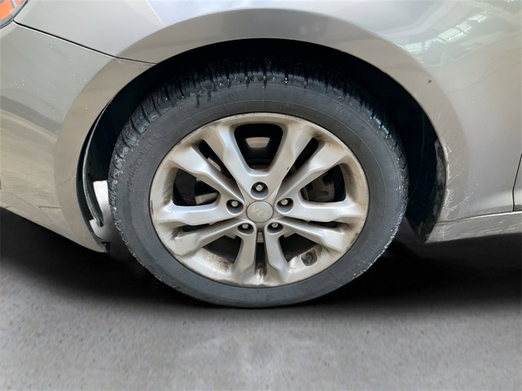 Used 2013 Kia Optima EX image 9