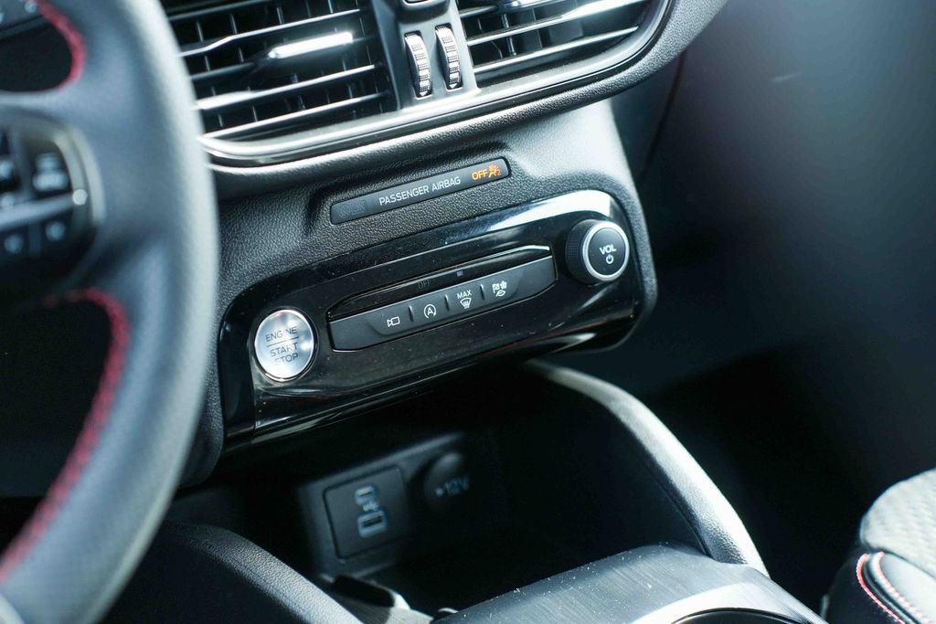 Certified 2023 Ford Escape ST-Line Select w/ Tech Pack #2 image 25