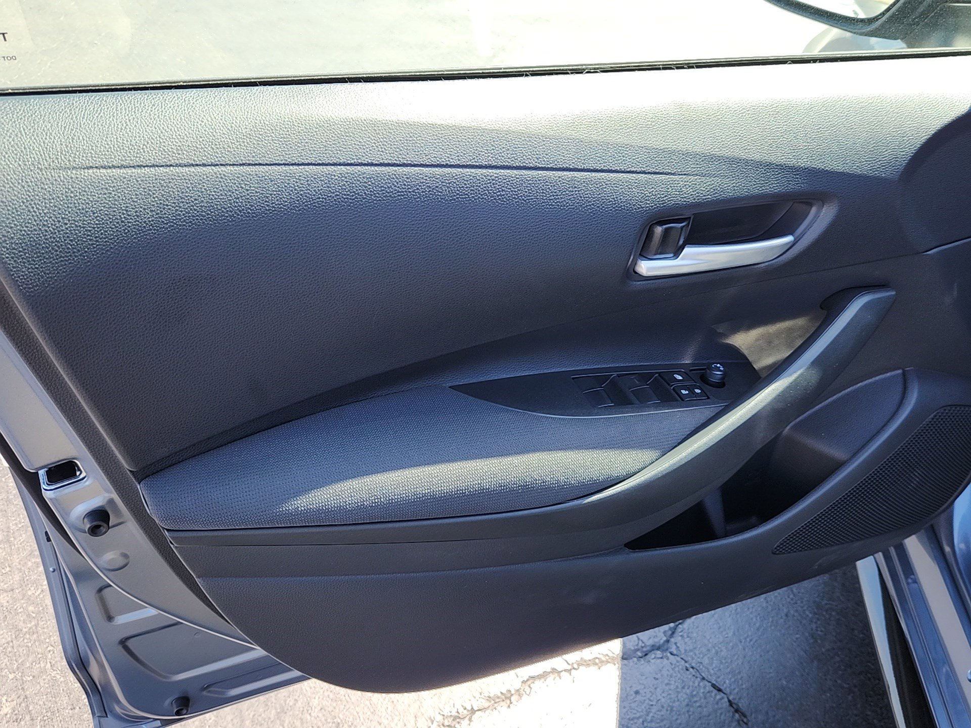 New 2026 Toyota Corolla SE FWD image 10