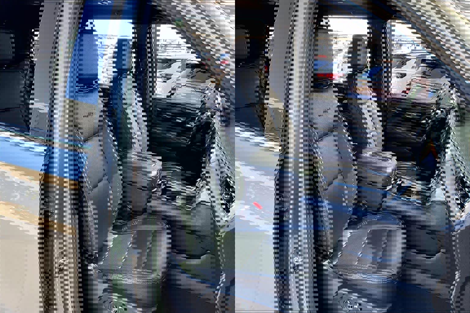 Certified 2023 GMC Yukon Denali image 9