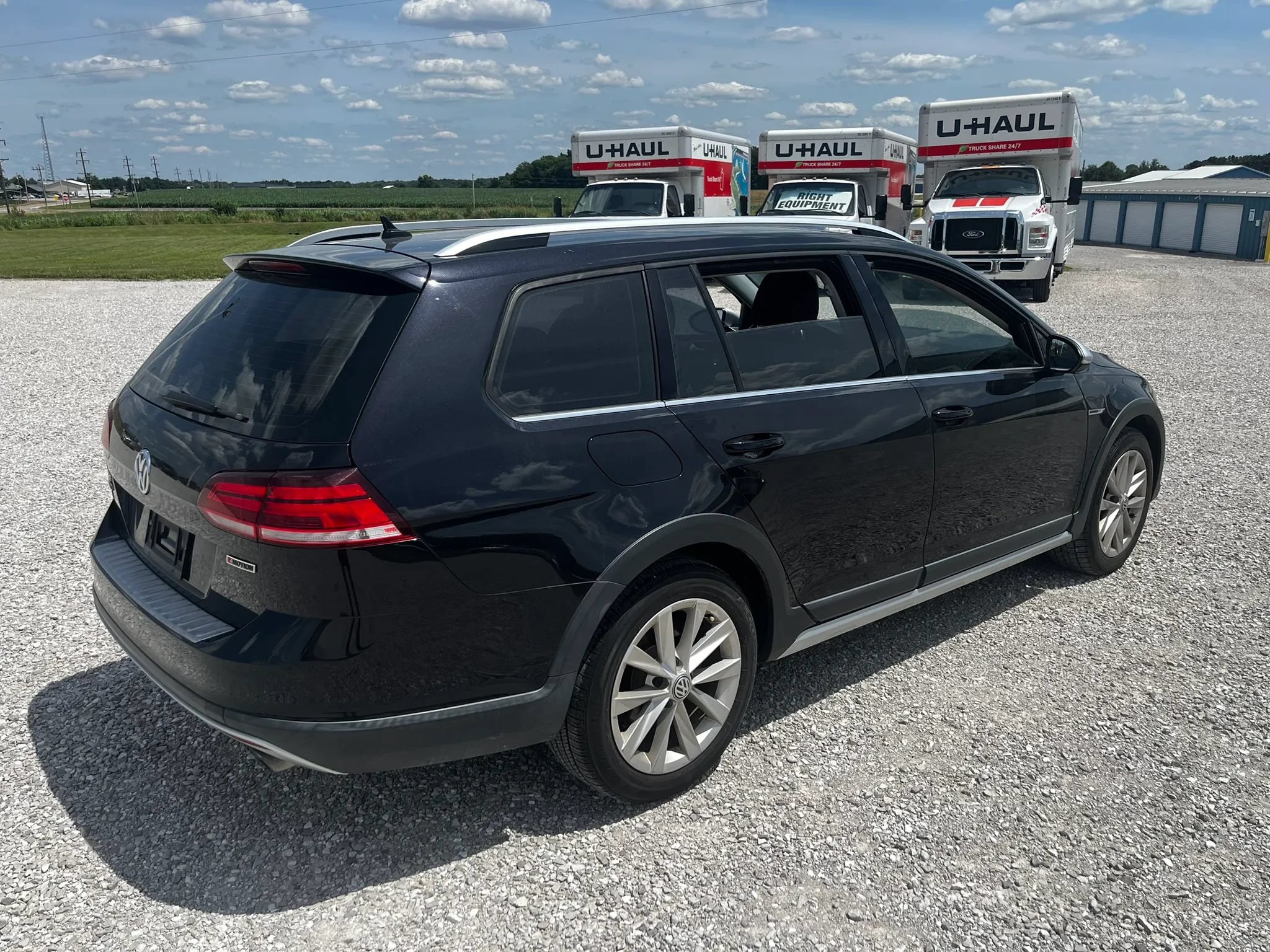 Used 2019 Volkswagen Golf Alltrack S AWD/4WD image 3