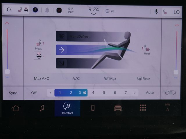 New 2025 Jeep Grand Cherokee Limited w/ Black Appearance Package image 19