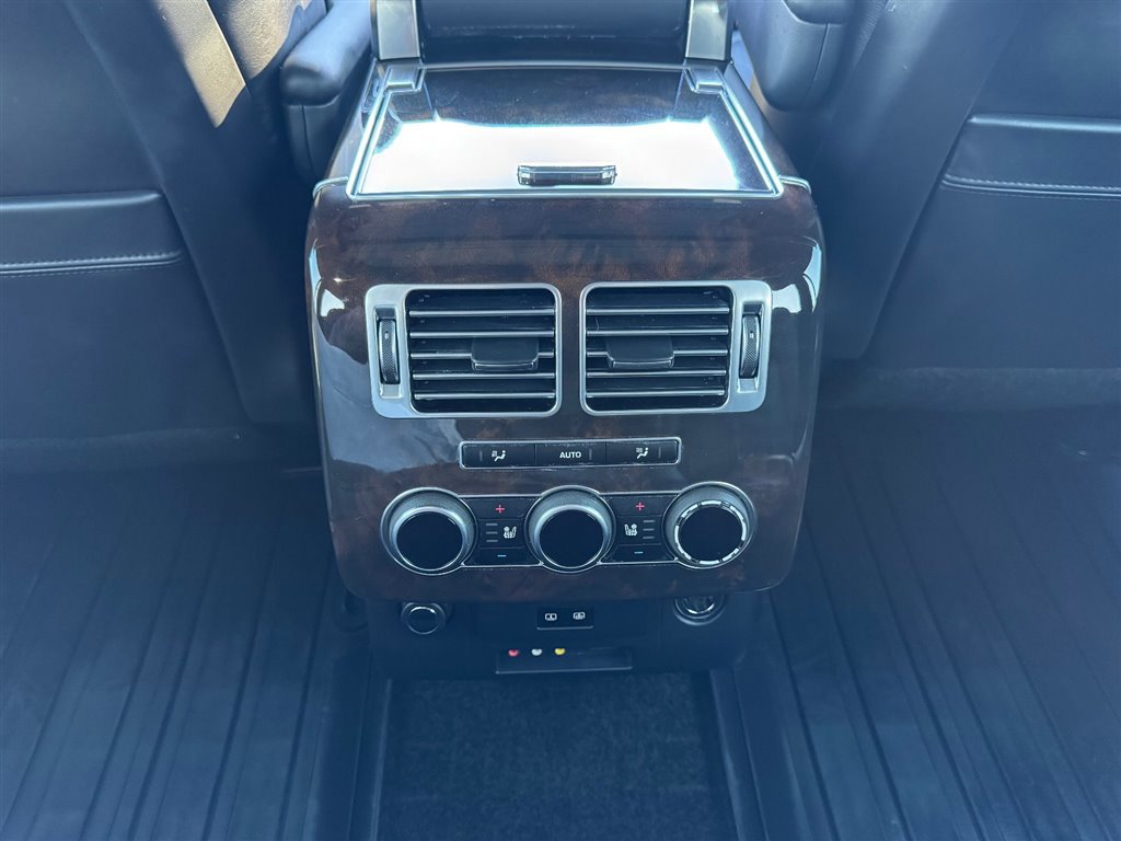 Used 2015 Land Rover Range Rover Long Wheelbase Autobiography image 23