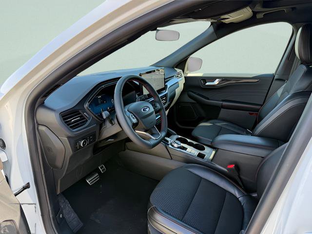 Used 2023 Ford Escape ST-Line Select w/ Tech Pack #2 AWD/4WD image 4